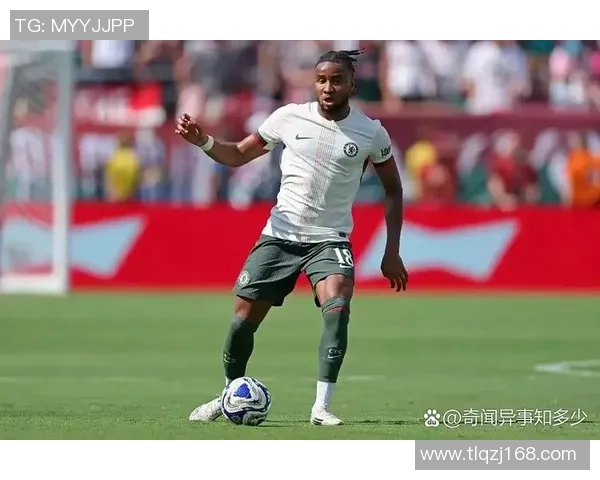 足球场上的奇闻异事：那些你不知道的球星背后趣事与惊人秘密